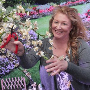 Lunch with Charlie Dimmock
