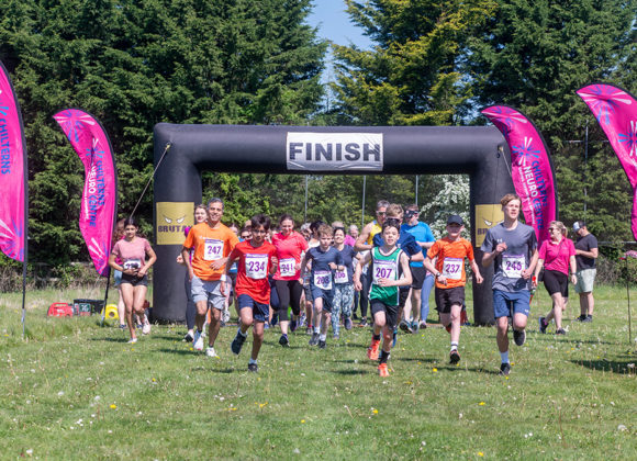 Runners go the distance to raise over £9,000 for the Chilterns Neuro Centre